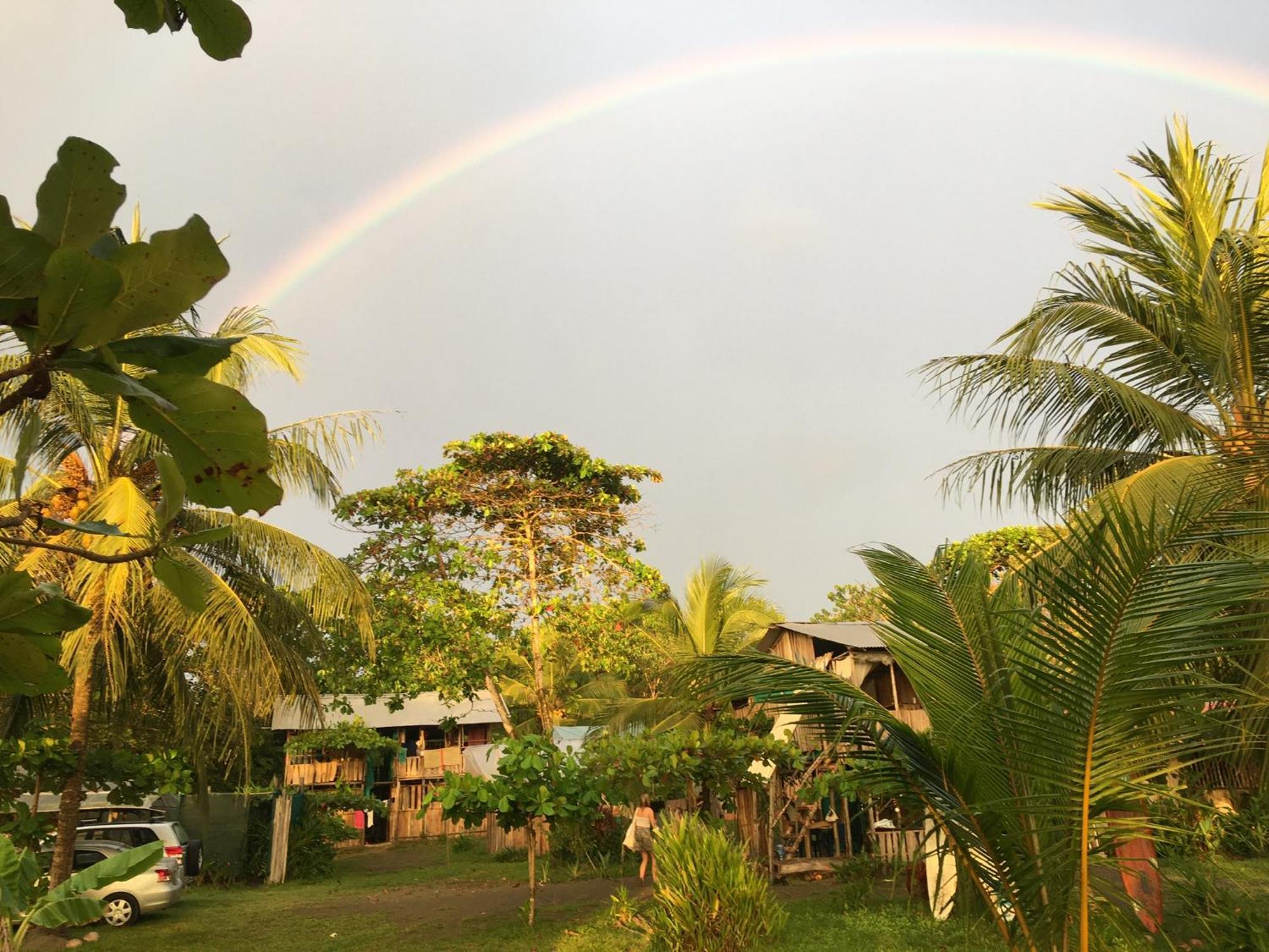 Hotel Miguel Surf Camp Quepos Exteriér fotografie